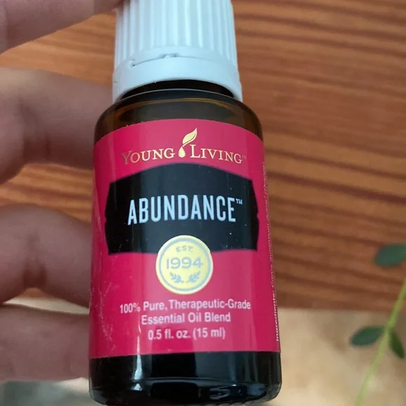 Young Living Abundance Essential Oil Blend - Picture 2 of 4